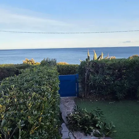 Bleu Boucharel Saint Aygulf