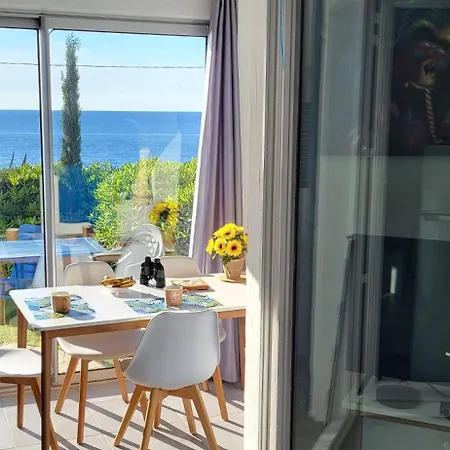 Διαμέρισμα Bleu Boucharel *