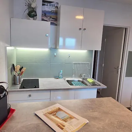 Bleu Boucharel Διαμέρισμα *